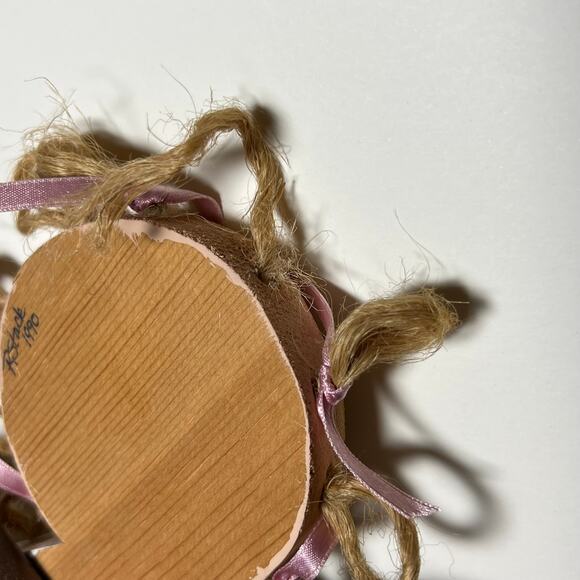 Handmade Wooden Angel Wall Hanging Folk Art Decor Hearts Garland 13" - Picture 6 of 8